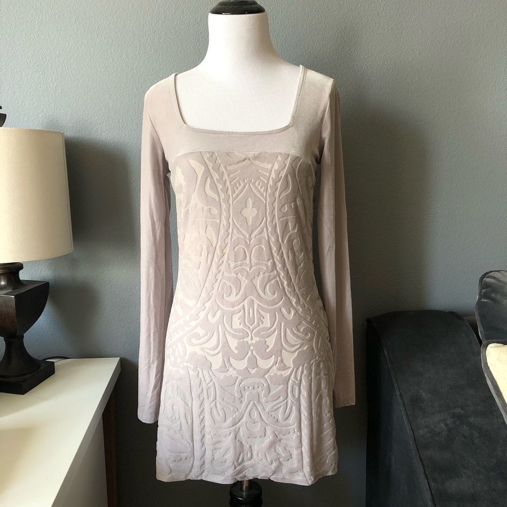 ⏬NWOT Free People Long Sleeve Velvet Dress